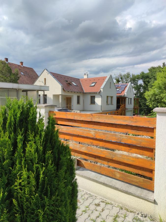 Bed and Breakfast Malomkerek Vendeghaz Fertőboz Exterior foto
